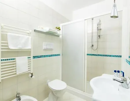 Due Torri Apart Otel 3*