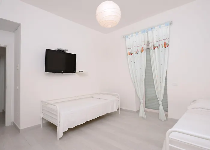 Due Torri Ξενοδοχείο με διαμερίσματα 4*