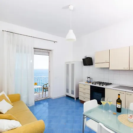 Due Torri Aparthotel 3*