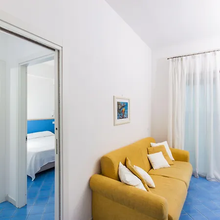 Due Torri مايوري