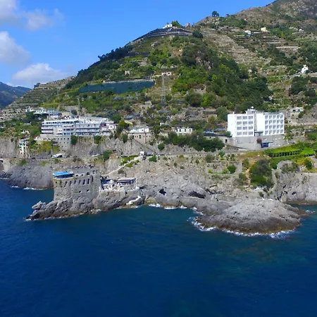 Due Torri مايوري