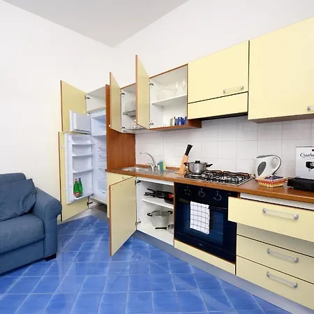 Due Torri مايوري