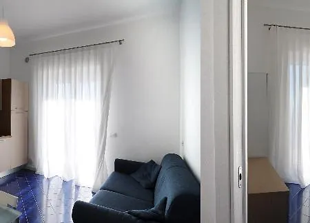 Due Torri 4* مايوري