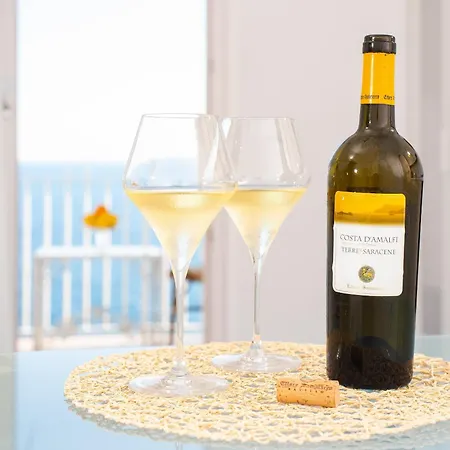 Due Torri 4* مايوري